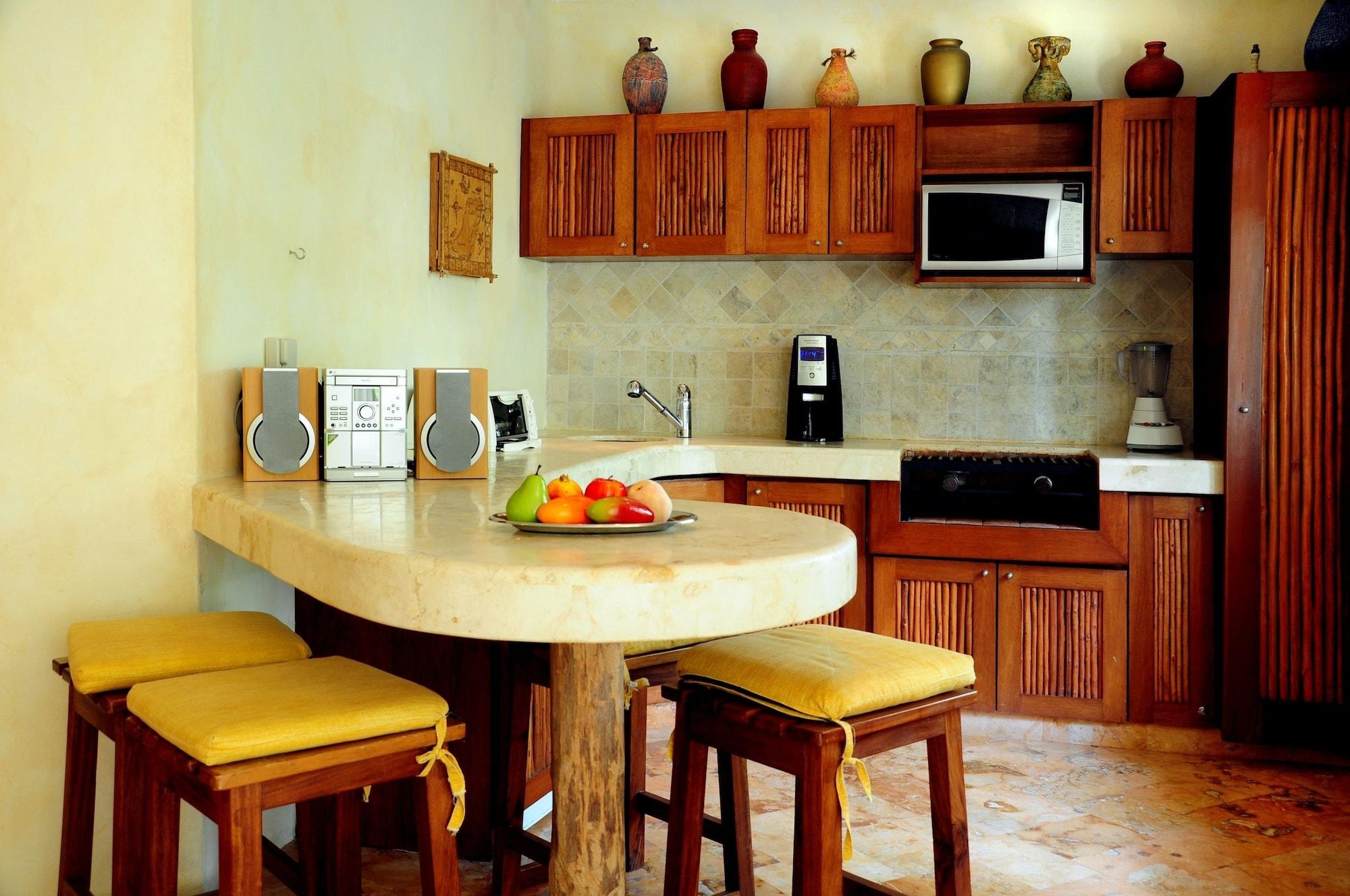 Villas Sacbe Condo Hotel And Beach Club Playa del Carmen Exteriör bild