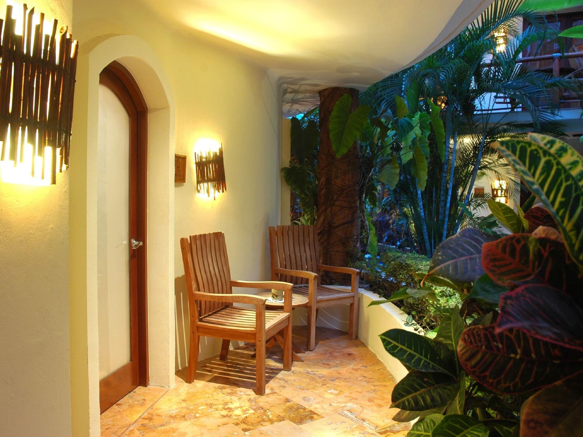 Villas Sacbe Condo Hotel And Beach Club Playa del Carmen Exteriör bild