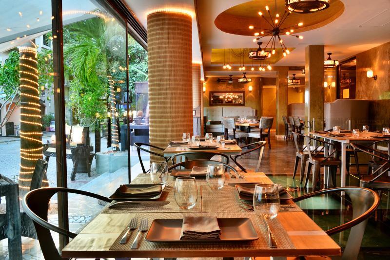 Villas Sacbe Condo Hotel And Beach Club Playa del Carmen Exteriör bild